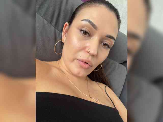 Anutka-chocolatee webcam