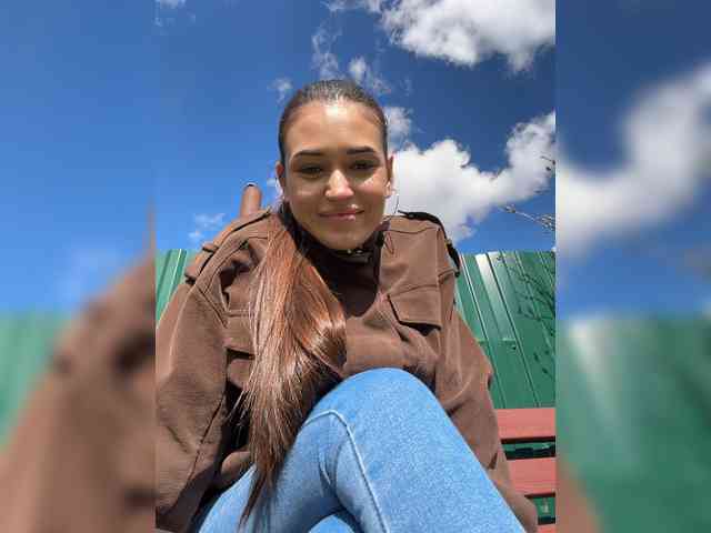 Anutka-chocolatee webcam