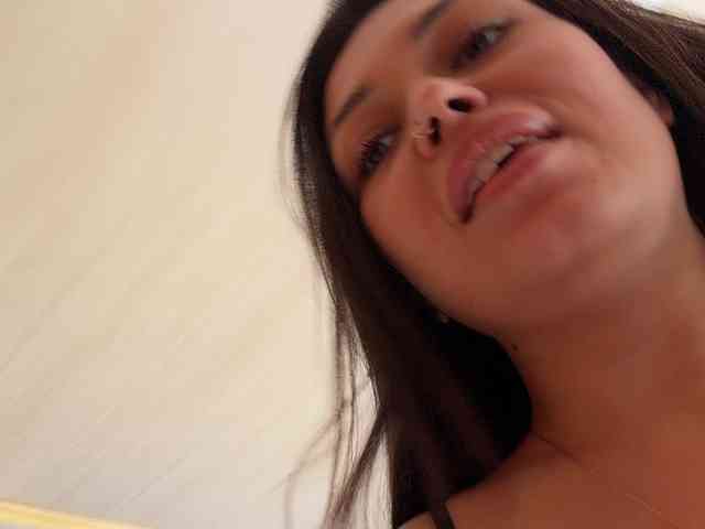 Anutka-chocolatee webcam