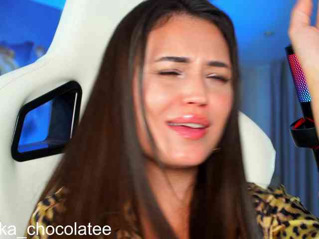 Anutka-chocolatee webcam