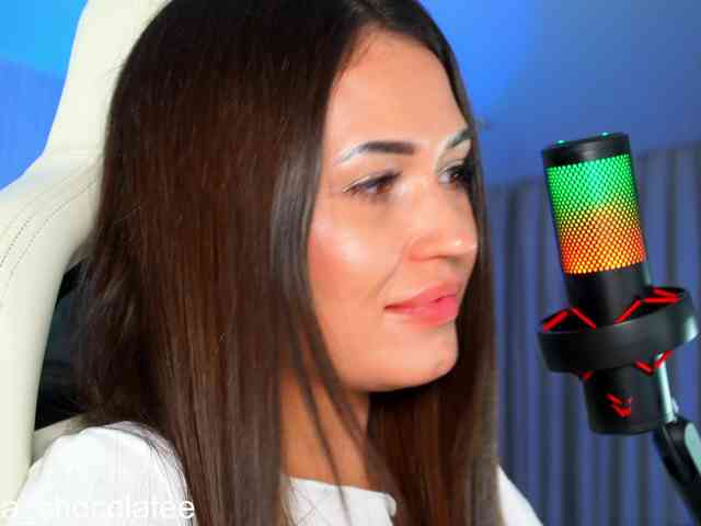 Anutka-chocolatee webcam