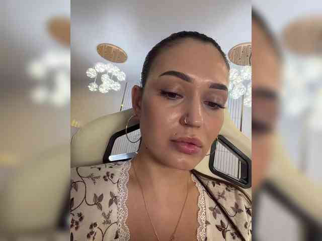 Anutka-chocolatee webcam