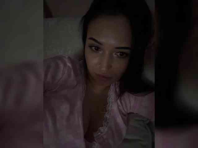 Anutka-chocolatee webcam