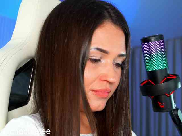 Anutka-chocolatee webcam