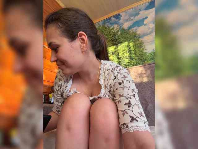 Model: Anutka-chocolatee