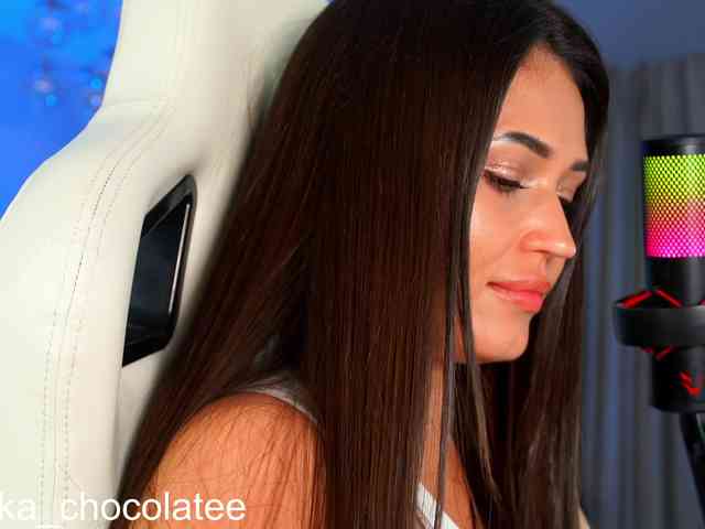 Anutka-chocolatee webcam