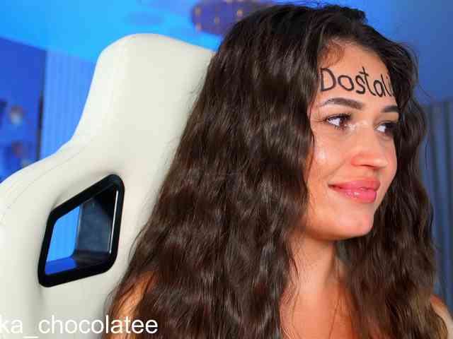 Anutka-chocolatee webcam