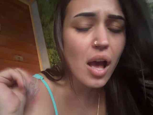 Anutka-chocolatee webcam