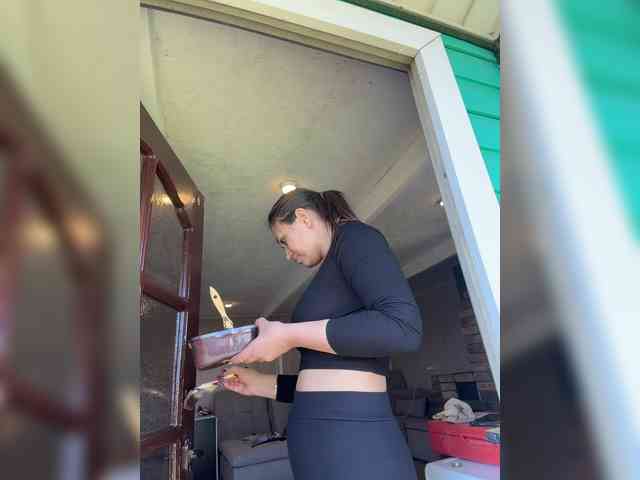 Model: Anutka-chocolatee