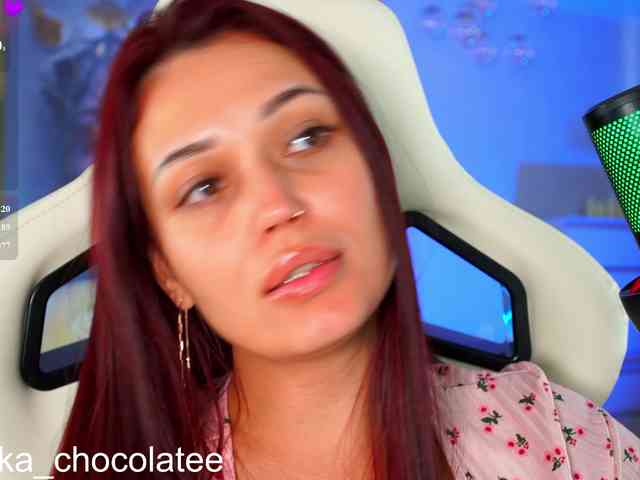 Adel-chocolatee