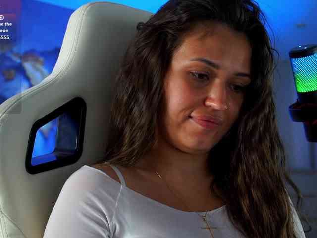 Anutka-chocolatee webcam