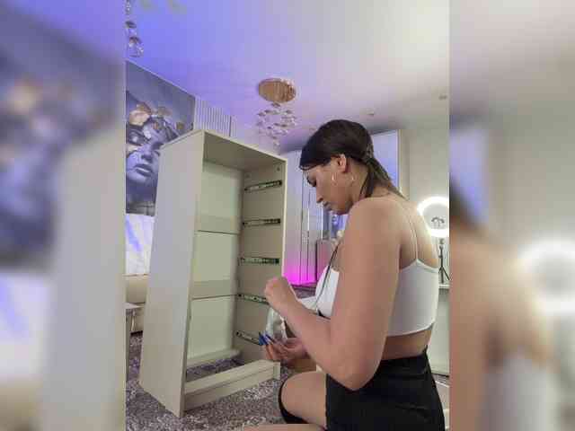 Anutka-chocolatee webcam