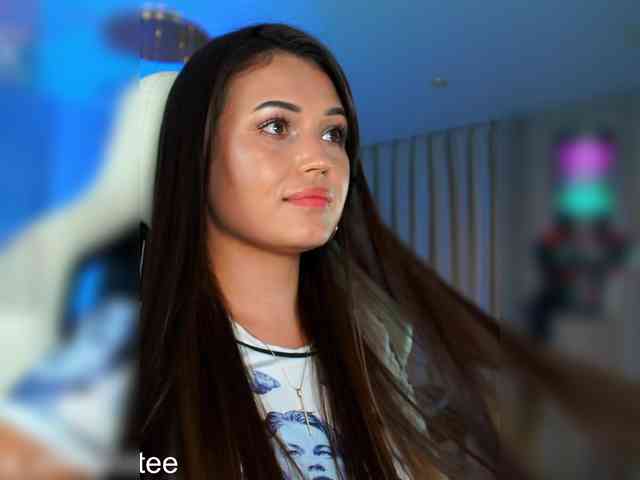 Anutka-chocolatee webcam