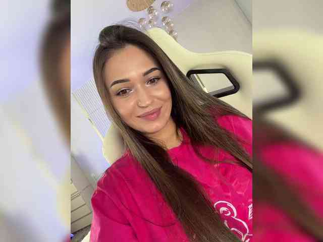 Anutka-chocolatee webcam