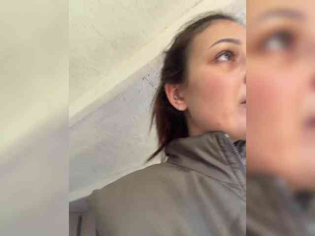 Anutka-chocolatee webcam