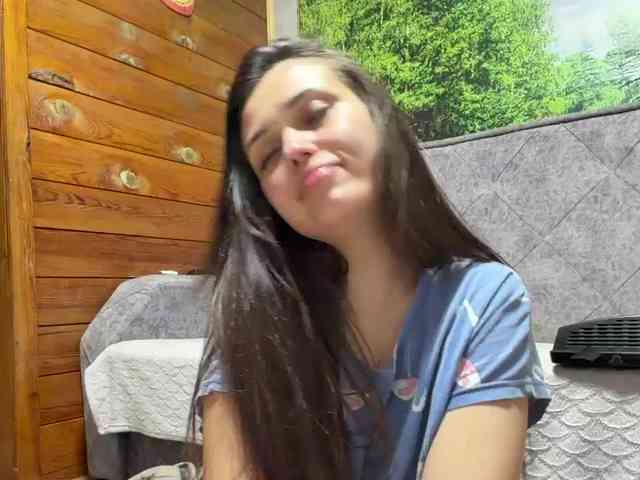 Model: Anutka-chocolatee