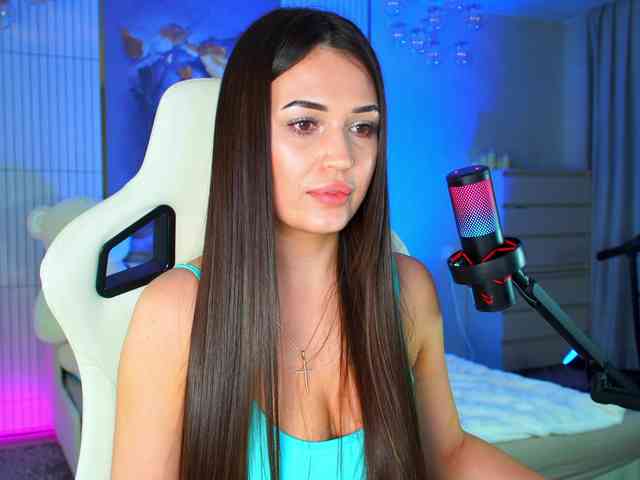 Anutka-chocolatee webcam