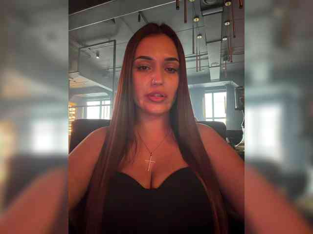Anutka-chocolateee webcam