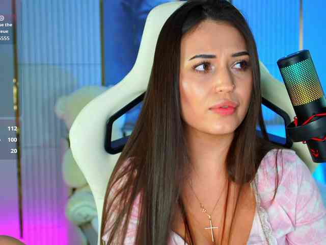 Anutka-chocolatee webcam