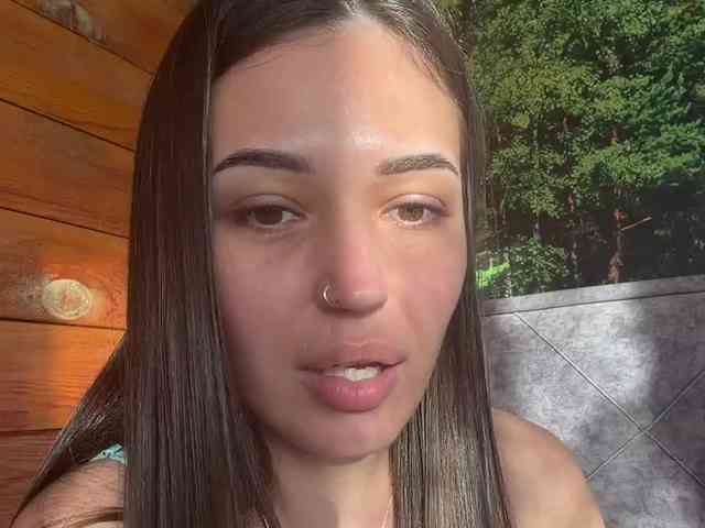 Anutka-chocolatee webcam