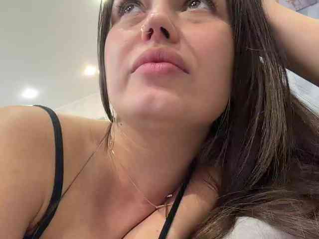 Anutka-chocolatee webcam