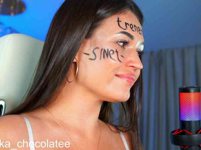 Anutka-chocolatee webcam