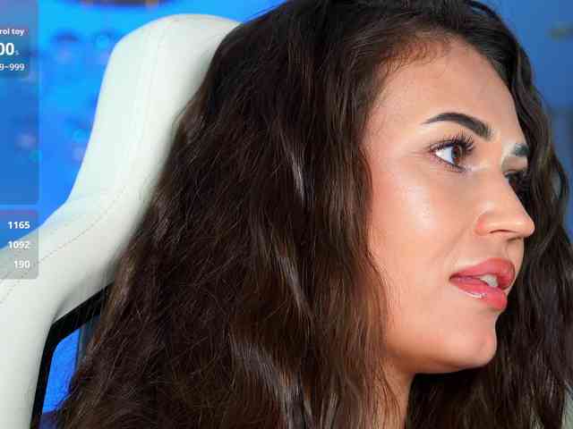 Anutka-chocolatee webcam