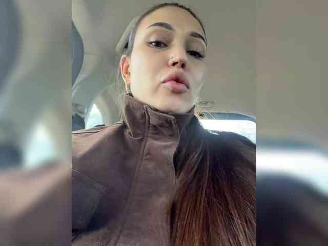 Anutka-chocolatee webcam