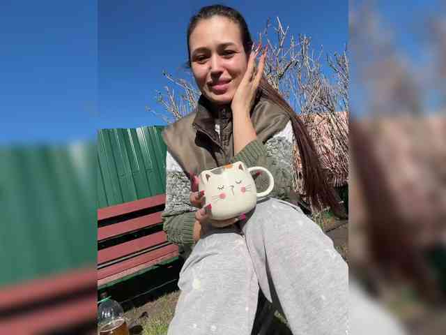 Anutka-chocolatee webcam