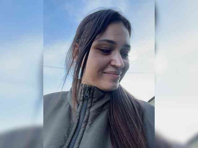 Model: Anutka-chocolatee