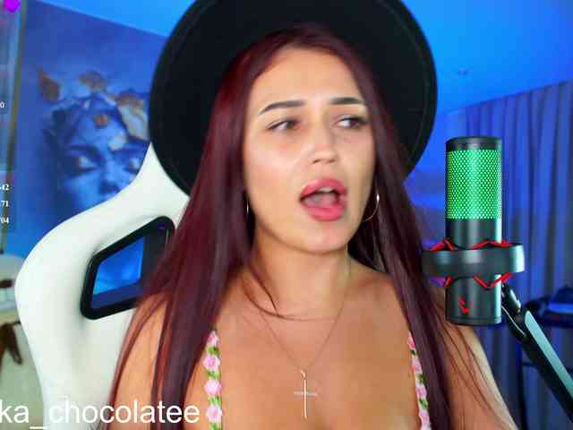 Anutka-chocolateee webcam