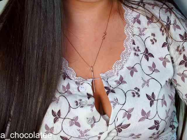 Anutka-chocolatee webcam