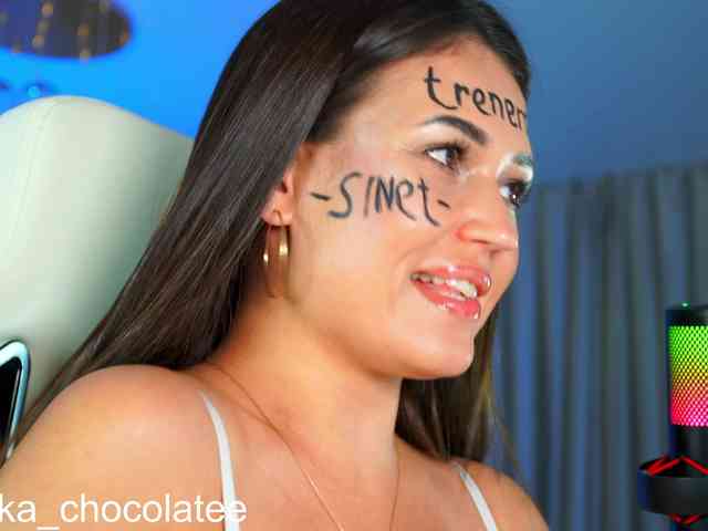 Anutka-chocolatee webcam