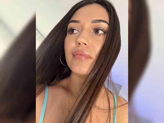 Anutka-chocolatee webcam