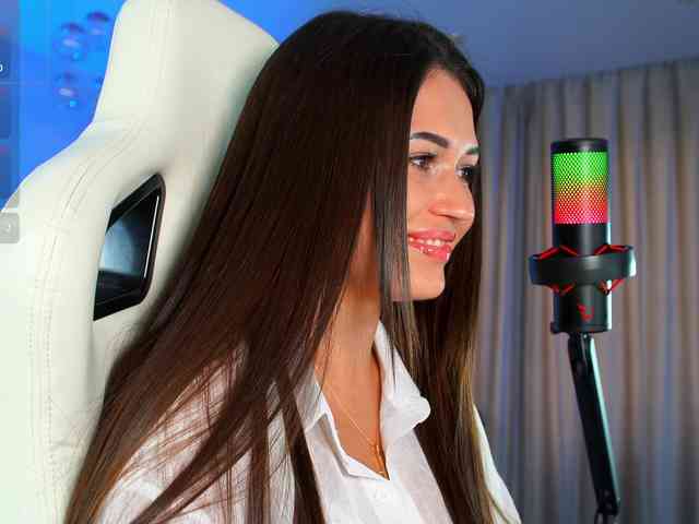 Anutka-chocolatee webcam