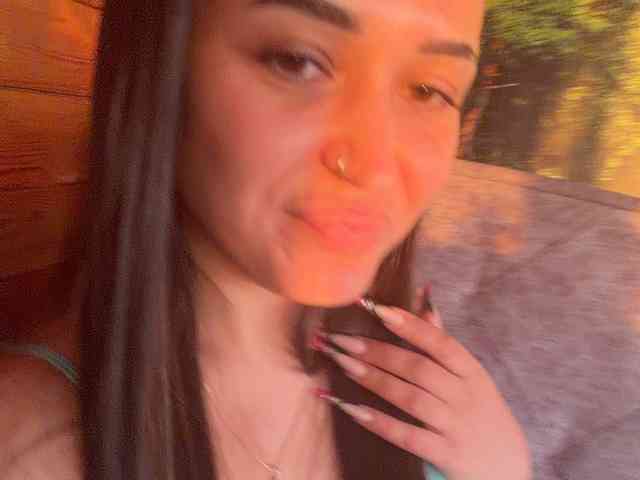 Anutka-chocolatee webcam