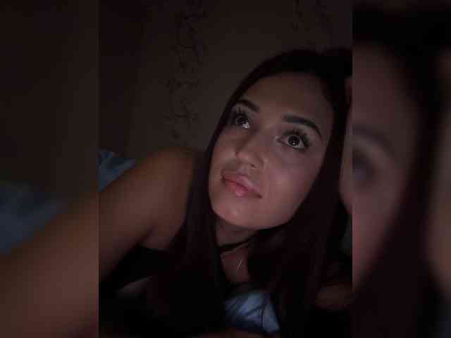 Anutka-chocolateee webcam