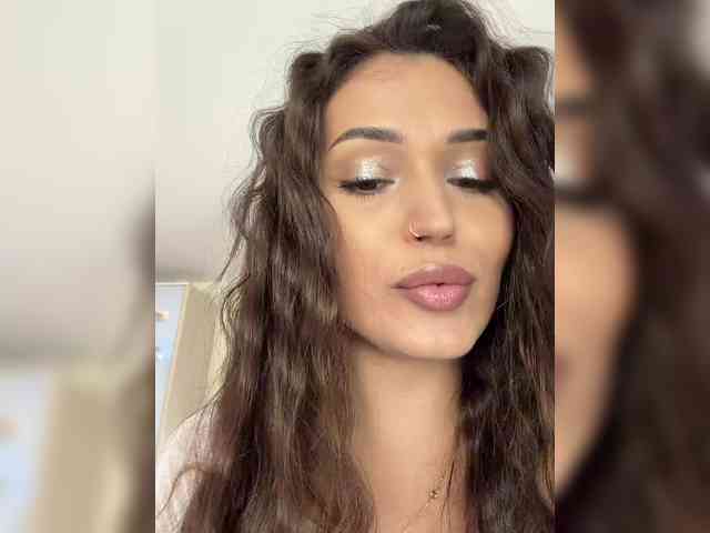 Anutka-chocolatee webcam