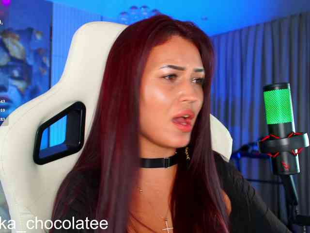 Anutka-chocolateee webcam