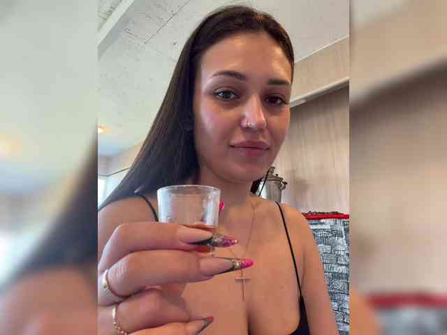Anutka-chocolatee webcam