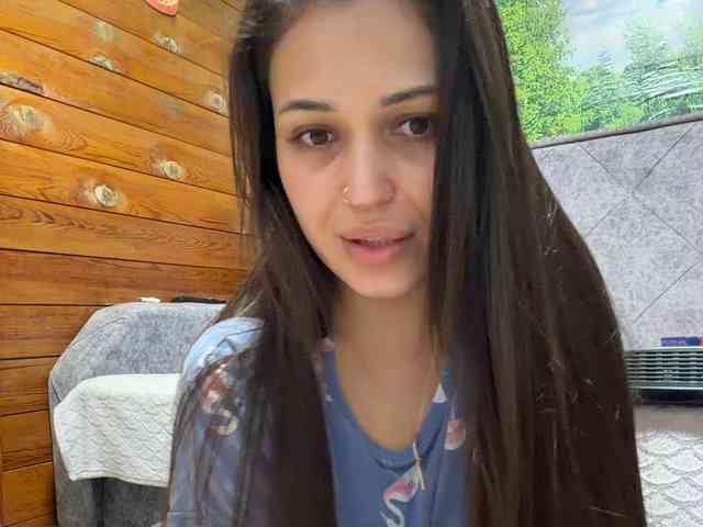 Model: Anutka-chocolatee