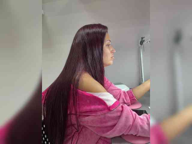 Anutka-chocolateee webcam