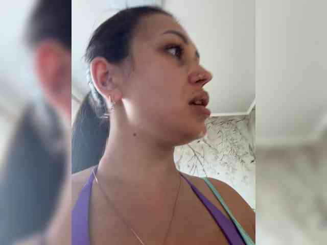 Anutka-chocolatee webcam