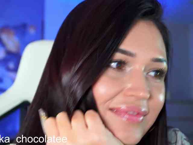 Adel-chocolatee