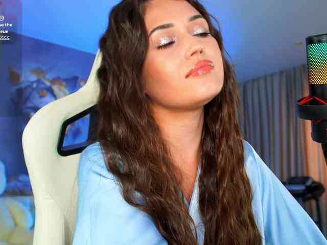Anutka-chocolatee webcam