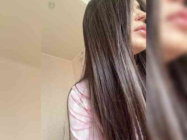 Anutka-chocolatee webcam