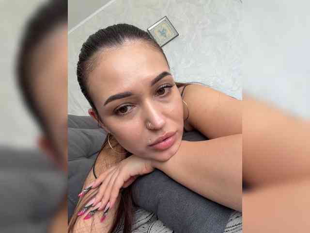 Anutka-chocolatee webcam