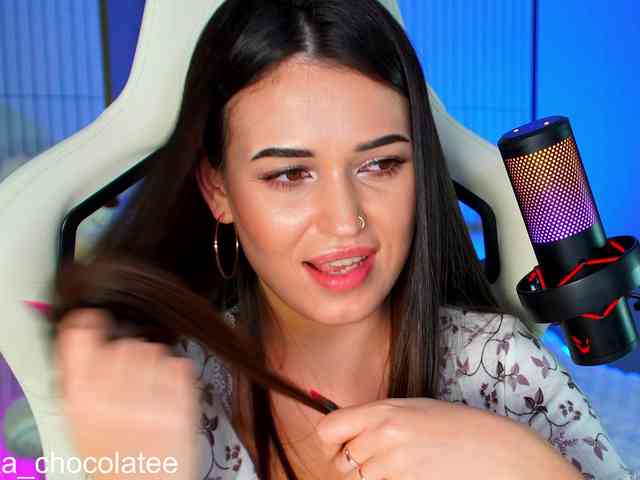 Anutka-chocolatee webcam