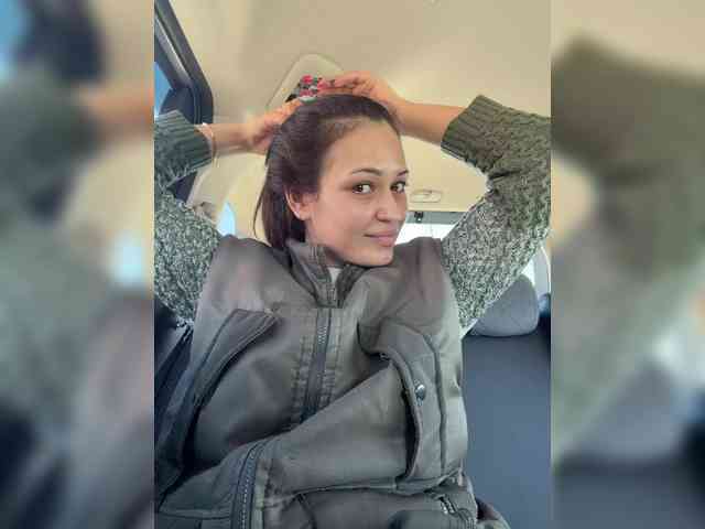 Model: Anutka-chocolatee