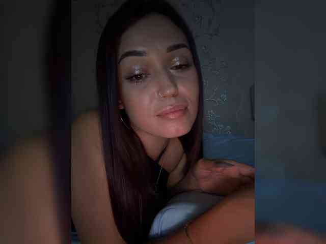 Anutka-chocolateee webcam